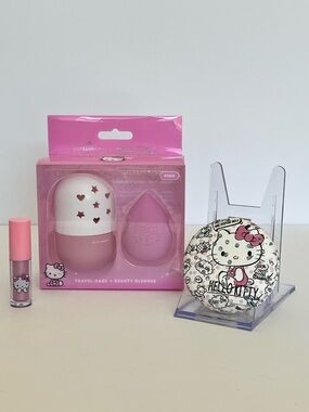 Hello Kitty 4-Piece Makeup Essentials